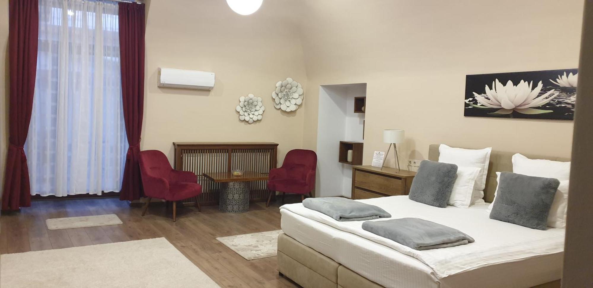 Imperial Rooms - Ultracentral - Jacuzzi Cu Hidromasaj Oradea Exterior photo
